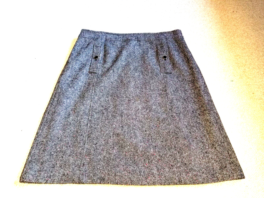 NWT $109 Womens Skirt-TALBOTS-black/grey/red tweed wool lined Old Money-16